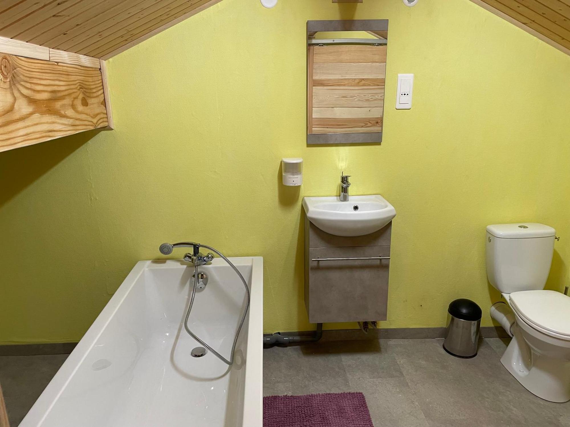 Bed and Breakfast La Ferme De Montard Montmorot Zimmer foto