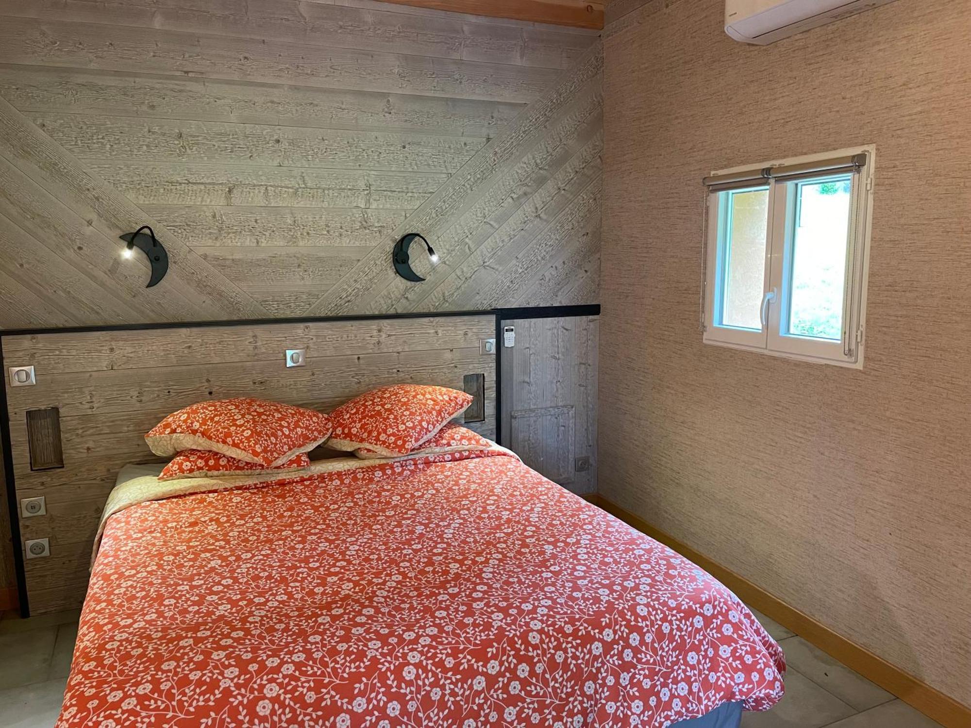 Bed and Breakfast La Ferme De Montard Montmorot Exterior foto